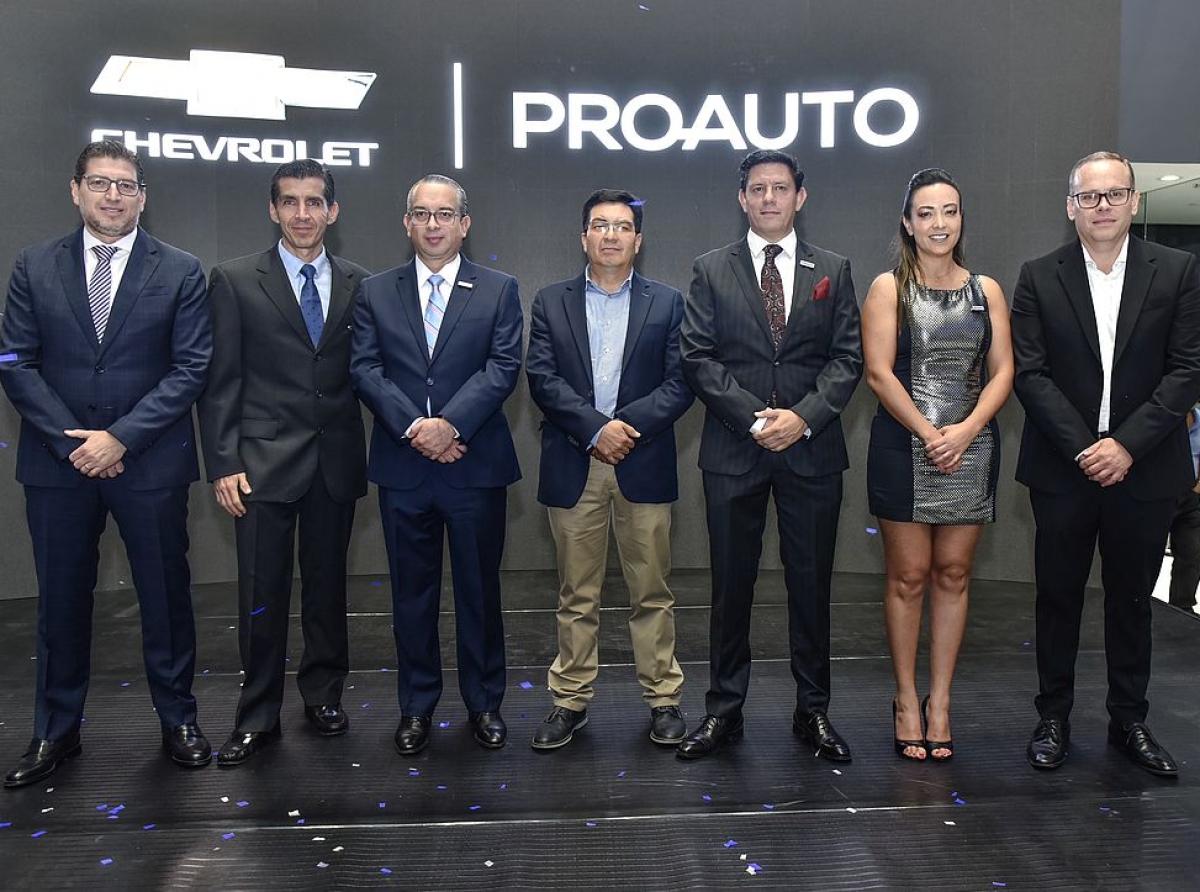 RENOVADO CONCESIONARIO EN QUITO