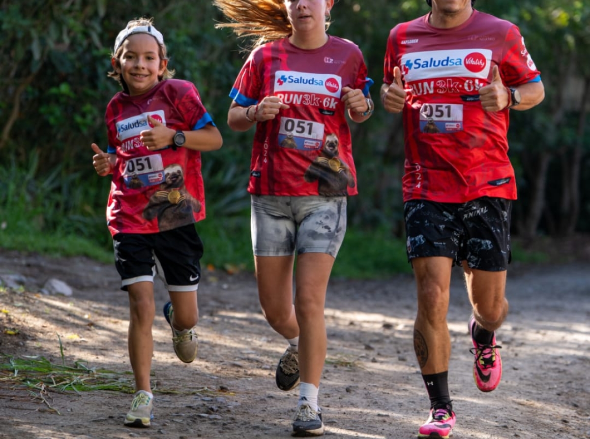 CORRE, CAMINA, TROTA Y GANA 