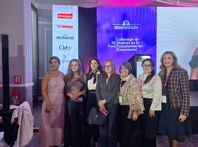 MUJERES LÍDERES DEL SECTOR EMPRESARIAL