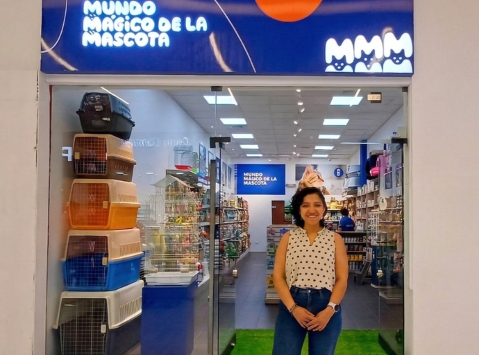 UN MUNDO DE CUIDADO PARA TU MASCOTA